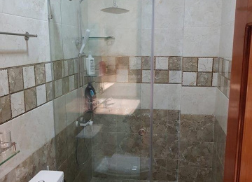 Phòng tắm kính mở trượt (lùa)