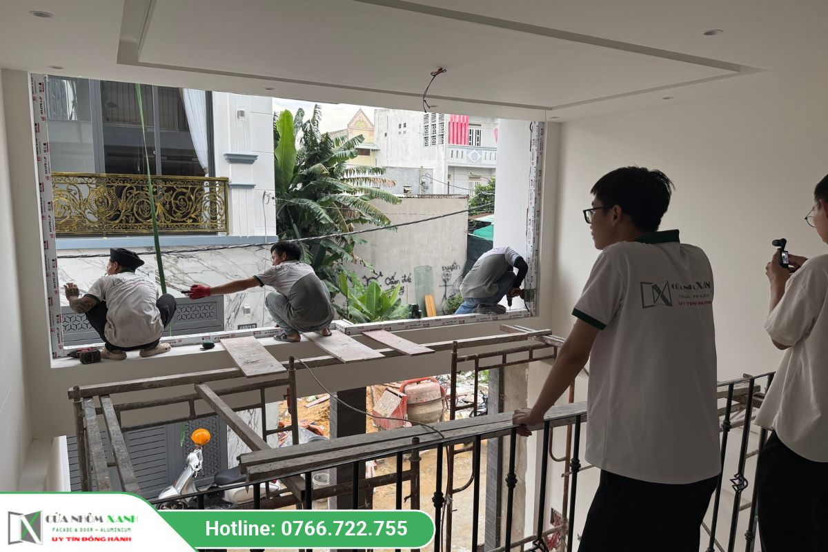 Cửa Nhôm Xanh Là đơn Vị Thi Công Uy Tín
