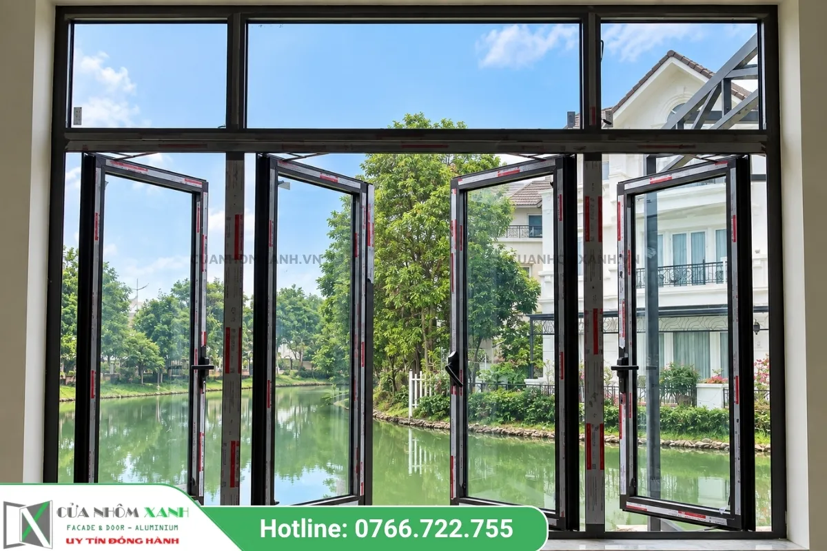 Cửa Sổ Mở Quay Kết Hợp Ô Fix Kính View Sông