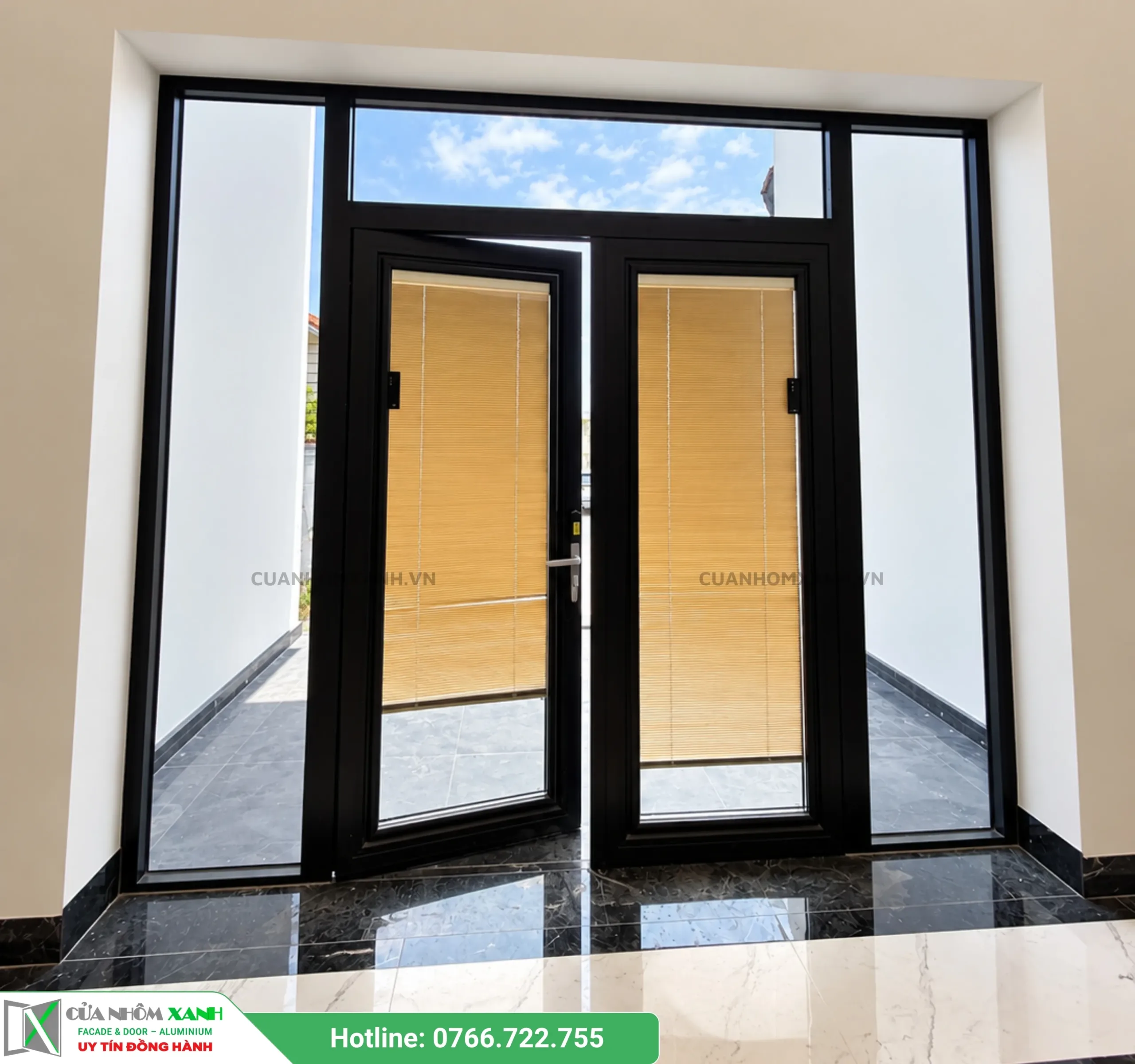 Cửa Nhôm Hondalex 2 Cánh Mở Quay Nhìn Từ Bên Trong