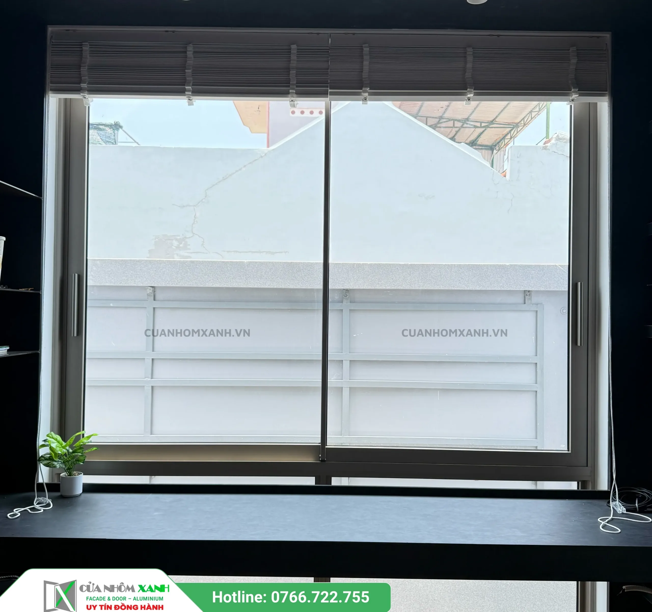 Cửa Nhôm Maxpro Cửa Sổ Lùa Khung Lớn