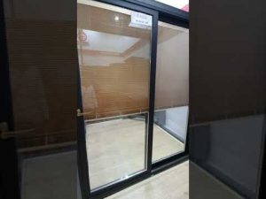 Giải Pháp Rèm Trong Kính điều Khiển Tự động