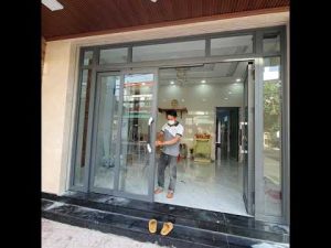 Cửa Nhôm Trượt Quay Màu Xám Xingfa