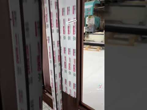 Cửa Nhôm Owin Luxury Vân Gỗ Trắc Sắc Nét